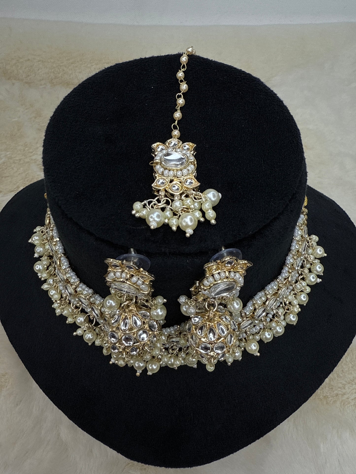 Kundan pearl choker set