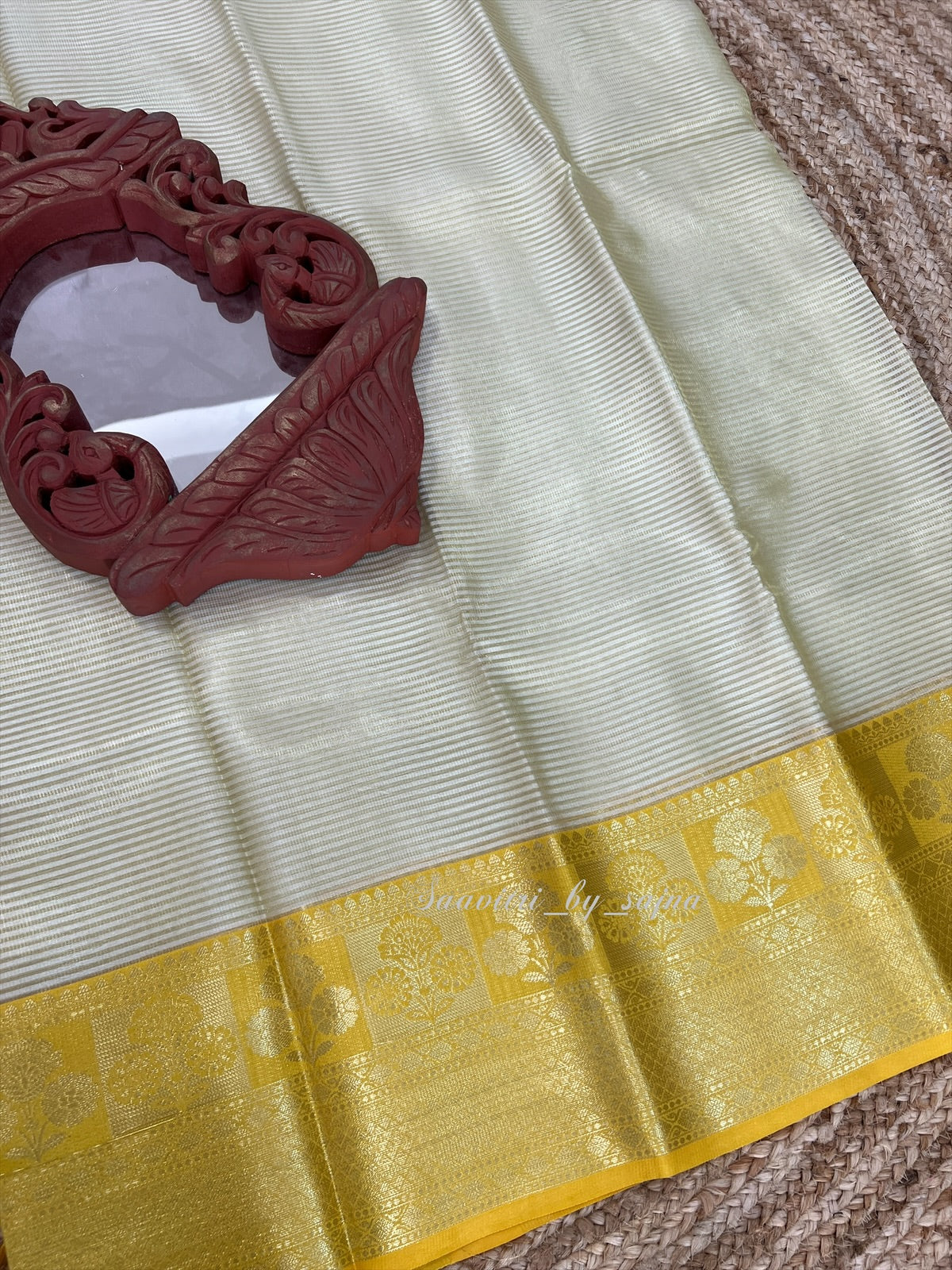 Tissue white 1347