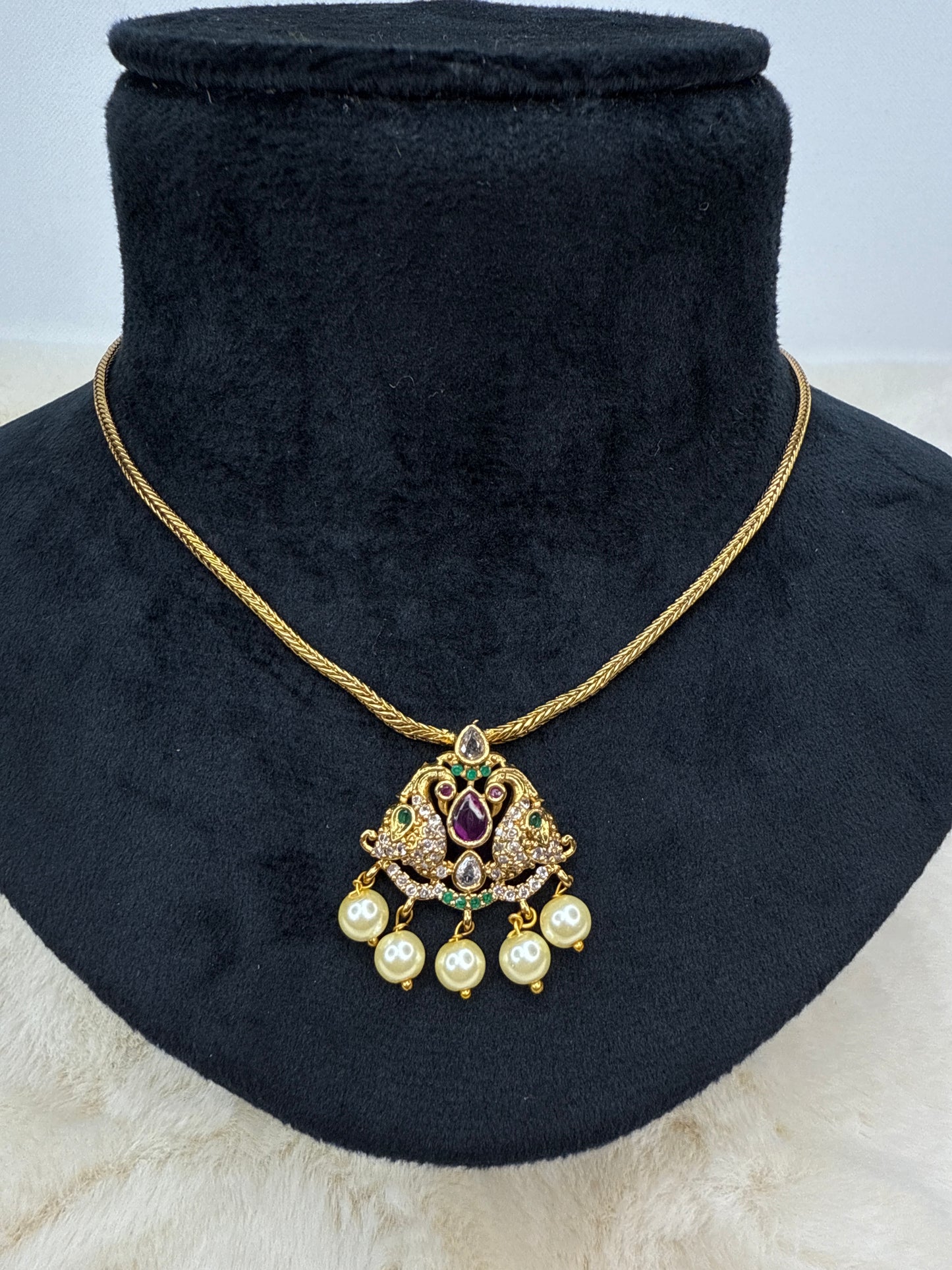 Peacock pendant chain - 3529