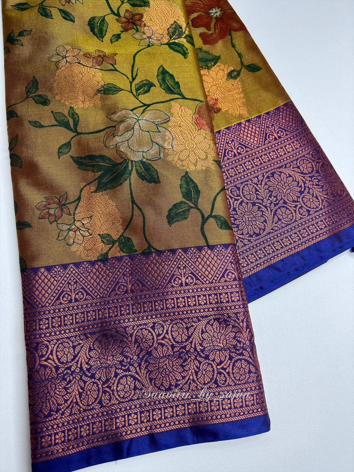 Soft silk floral 1233