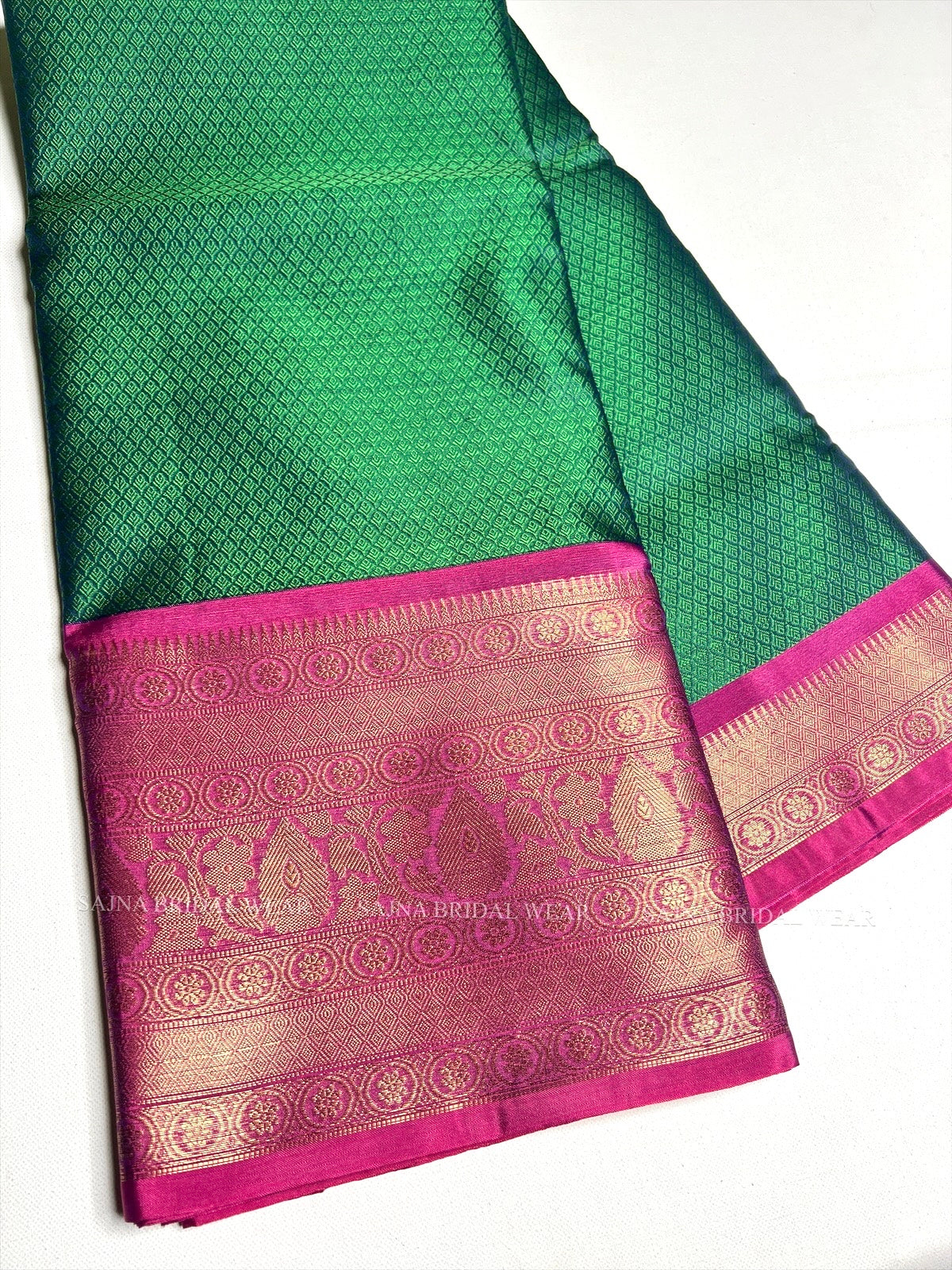 Emerald green with pink -1118