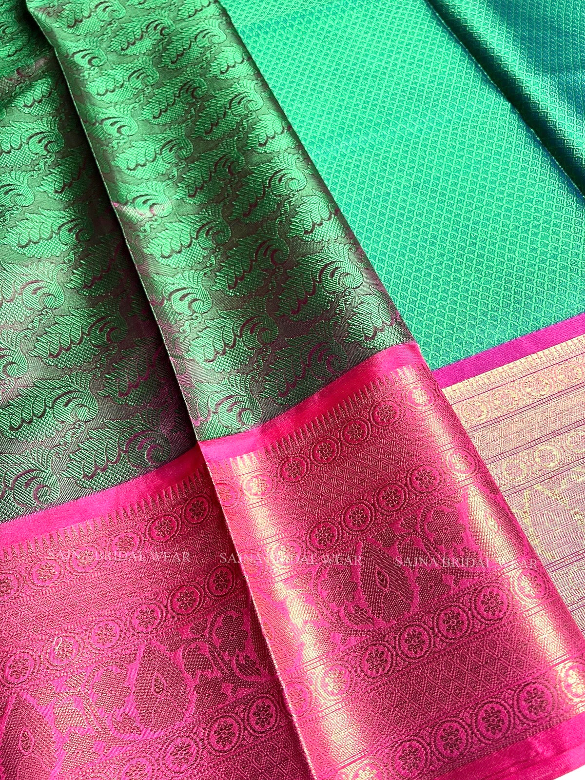 Emerald green with pink -1118