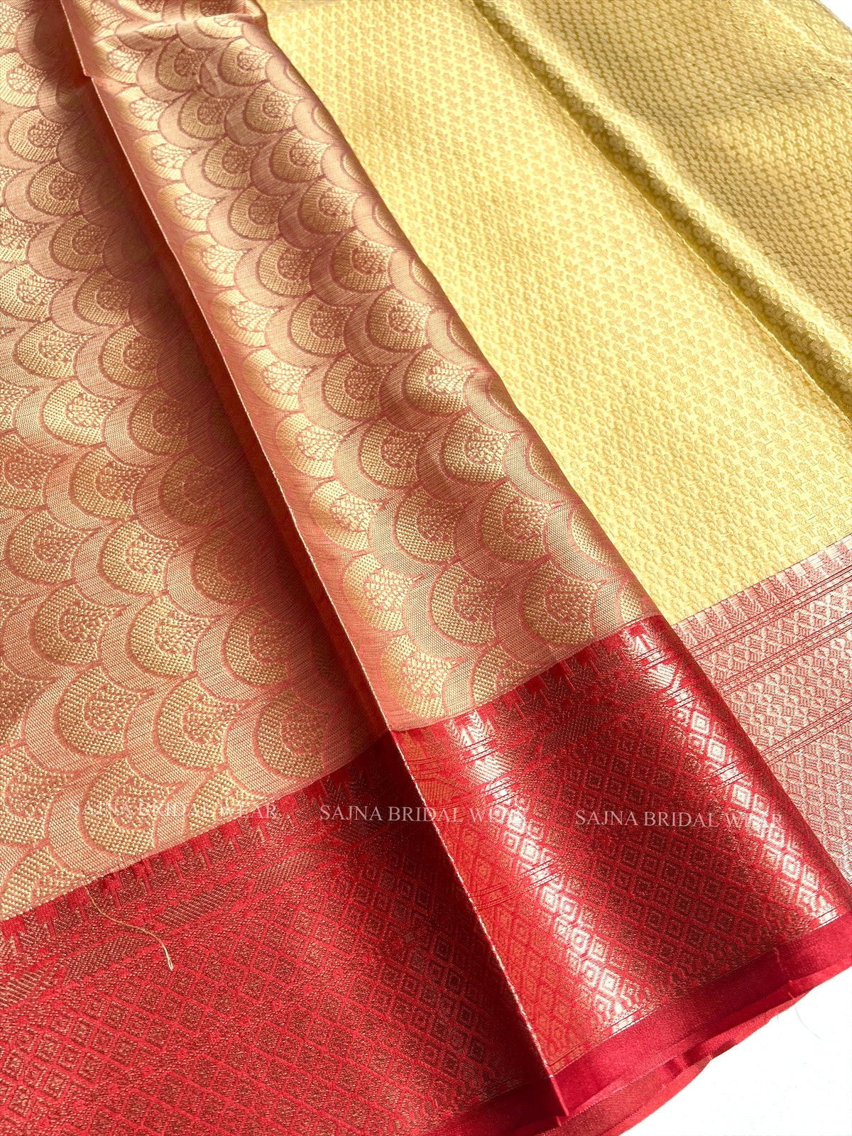 Golden Ivory with dark red - 1154