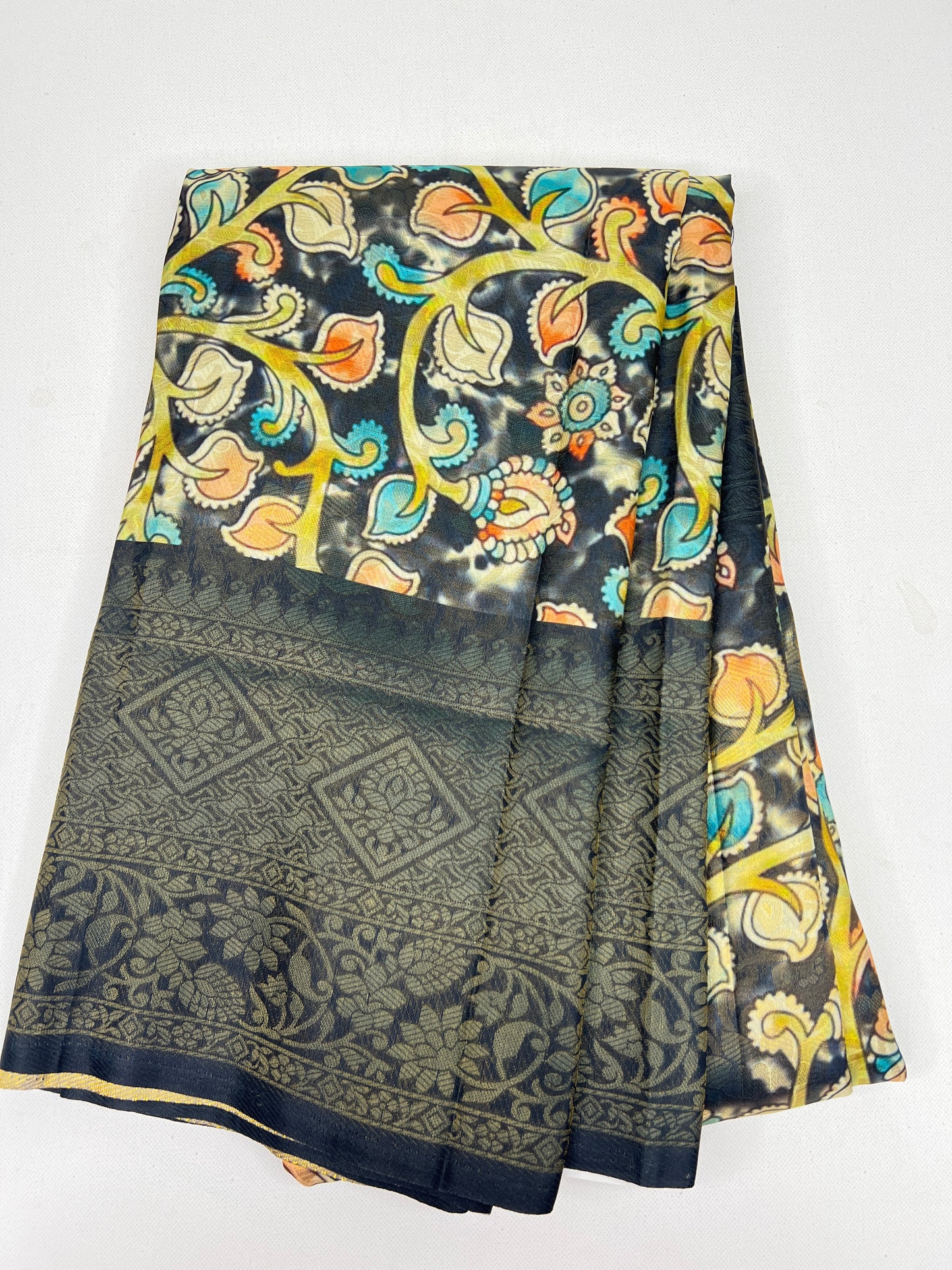 Black and Off White Soft Silk 1021