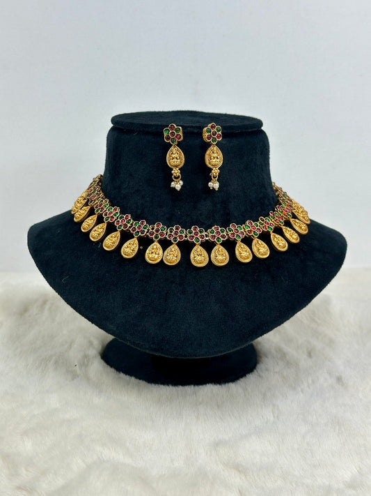 Antique neck set 3503