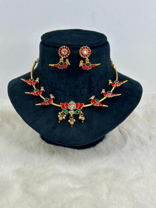 Beautiful parrot neck piece 3507